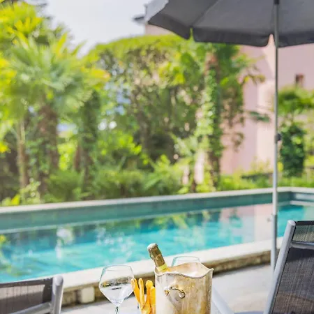 Magnolia Boutique Acqua By Interhome